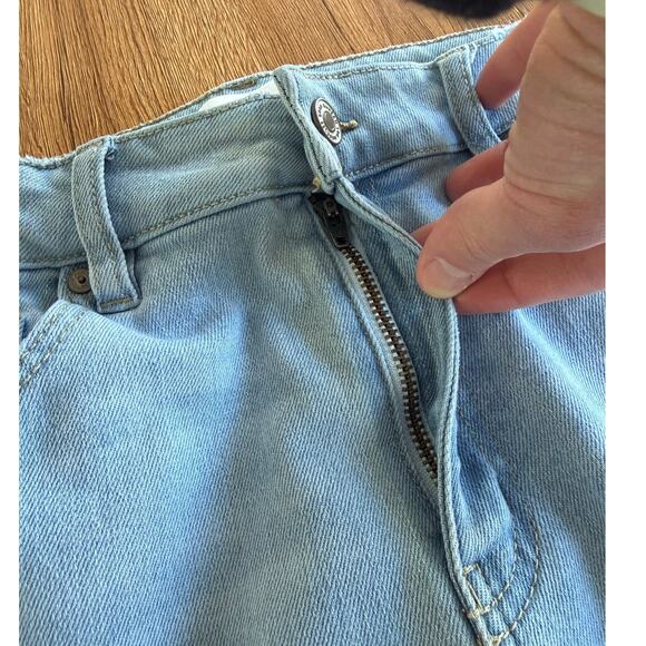 KanCan High Rise Stretch Light Wash Flare Jeans Size 11/29 - Picture 4 of 9